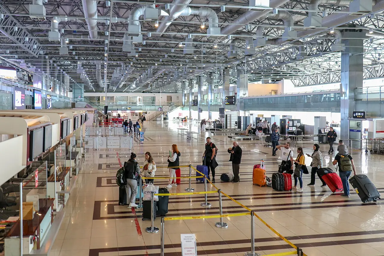 Check-in hall at Trabzon Airport