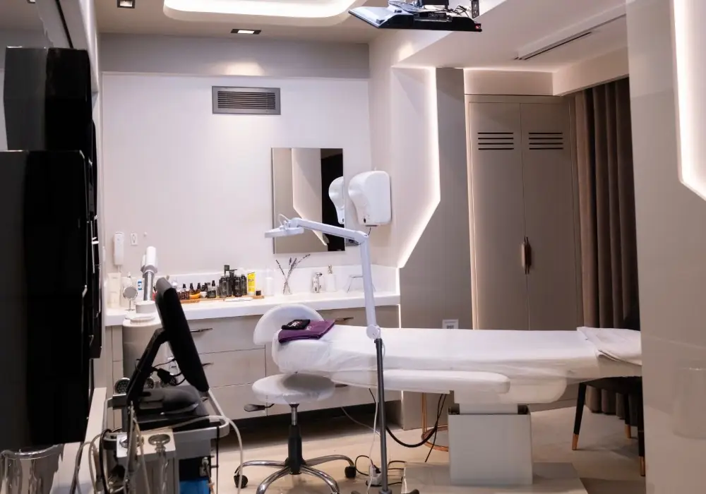 Modern private clinic treatment room